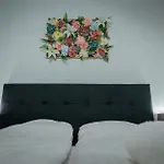 Central Apartments *